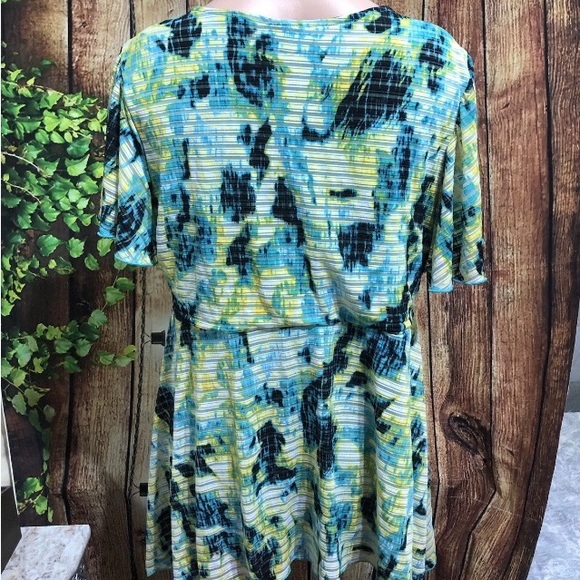 🚨(Must Bundle 3) New Directions Embellished Top Size 1X Multicolor - Picture 4 of 4